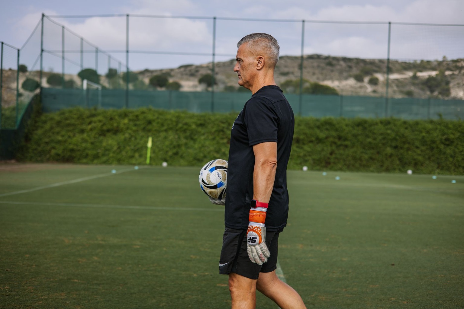 Dribbling Drills That Improve Close-Control Skills for All Ages — Structuring Long-Term Progression Plans Dribbling Drills That Improve Close-Control Skills for All Ages — Structuring Long-Term Progression Plans