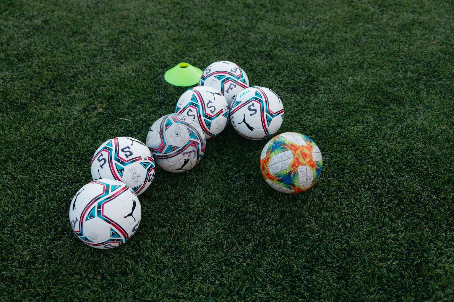 How to Build a Player’s First Touch with These Proven Ball Mastery Drills — Drill 4: Partner Passing How to Build a Player’s First Touch with These Proven Ball Mastery Drills — Drill 4: Partner Passing